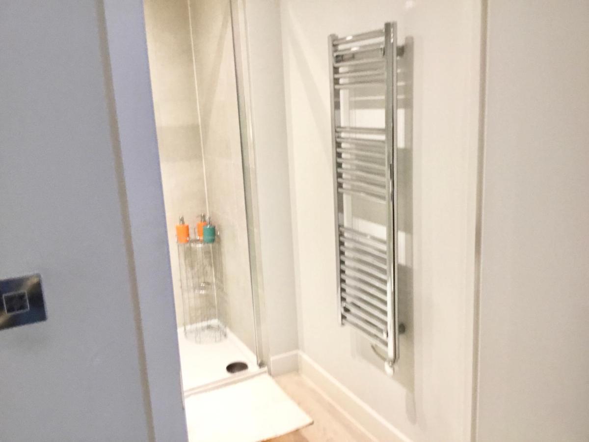 Luxury Ensuite Room 2 Minutes From Cambridge Station Exterior photo